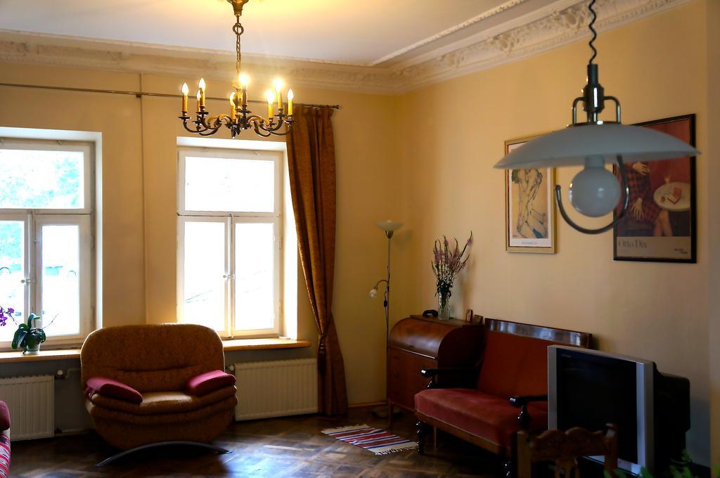 90 Sq.M. Apartment In Centre Of Vilnius Ngoại thất bức ảnh